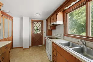21 Job Cushing Rd, Shrewsbury, MA 01545 - Photo 12