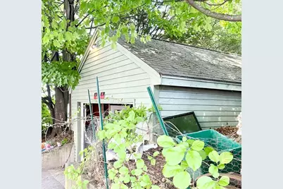 2 Abbott St, Haverhill, MA 01835 - Photo 2