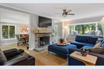 155 Winona St, Peabody, MA 01960 - Photo 2