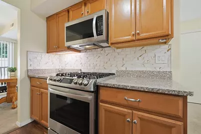 31 Greenbrook Drive #31, Stoughton, MA 02072 - Photo 4