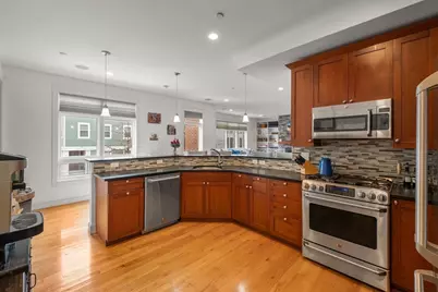 350 West 2nd St #1, Boston, MA 02127 - Photo 10