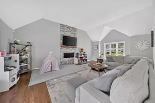 21 Bunker Ln, Lakeville, MA 02347 - Photo 8