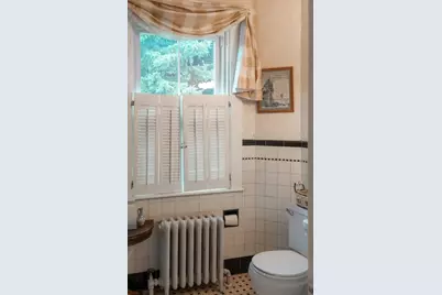 133 Cushman Ave, Revere, MA 02151 - Photo 14
