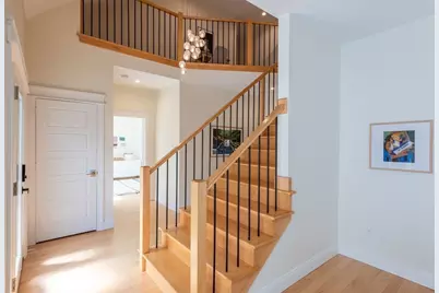 114 Lindenridge, Amherst, MA 01002 - Photo 6