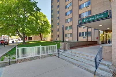 1025 Hancock St #10C, Quincy, MA 02169 - Photo 2