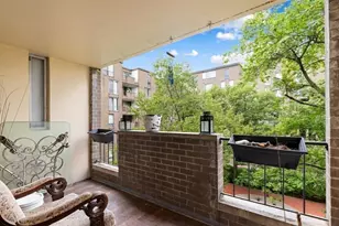 99 Pond Ave, Brookline, MA 02445 - Photo 22