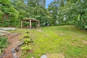 566 Main St, Stoneham, MA 02180 - Photo 18
