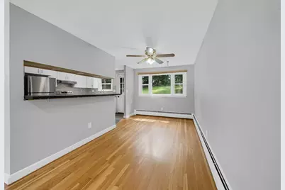 566 Main St, Stoneham, MA 02180 - Photo 6