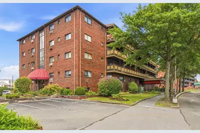 595 Revere Beach Pkwy #40, Revere, MA 02151 - Photo 2