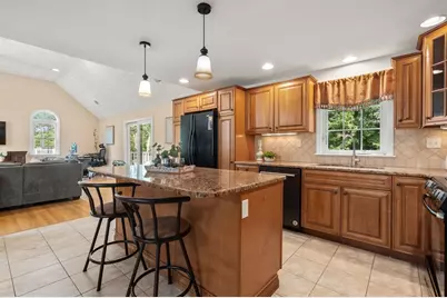 27 Irene Ave, Billerica, MA 01821 - Photo 8