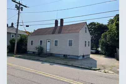 28 N Spooner St, Plymouth, MA 02360 - Photo 2