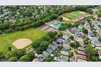 303 Alewife Brook Pkwy, Somerville, MA 02144 - Photo 34