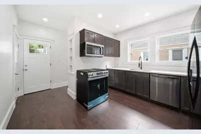 303 Alewife Brook Pkwy, Somerville, MA 02144 - Photo 6