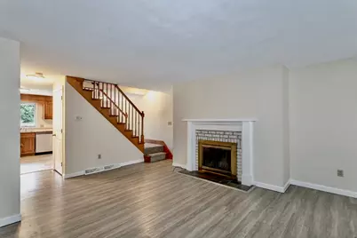 3 Mansion Woods Drive #G, Agawam, MA 01001 - Photo 4