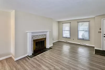 3 Mansion Woods Drive #G, Agawam, MA 01001 - Photo 2