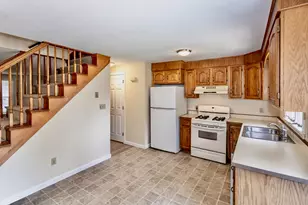3 Mansion Woods Dr, Agawam, MA 01001 - Photo 10