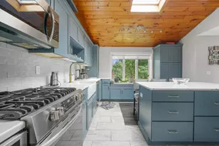 37 Slade St, Swansea, MA 02777 - Photo 8