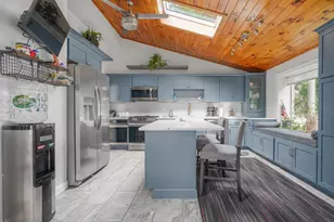 37 Slade St, Swansea, MA 02777 - Photo 6