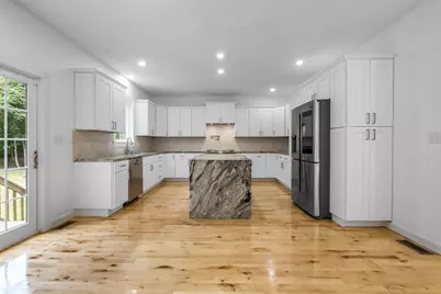 178 Willow, Stoughton, MA 02072 - Photo 6