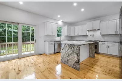 178 Willow, Stoughton, MA 02072 - Photo 8