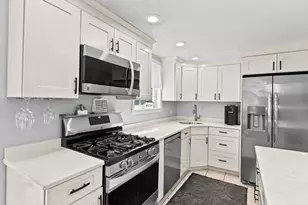 129 Chief Justice Cushing Hwy, Hingham, MA 02043 - Photo 6