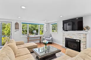 129 Chief Justice Cushing Hwy, Hingham, MA 02043 - Photo 12