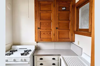 1 Harbor St #5, Salem, MA 01970 - Photo 2