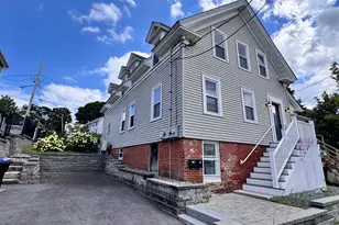 7 Hardy St, Beverly, MA 01915 - Photo 1