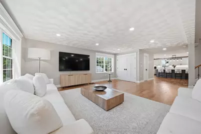 25 Margate Ave, Saugus, MA 01906 - Photo 8
