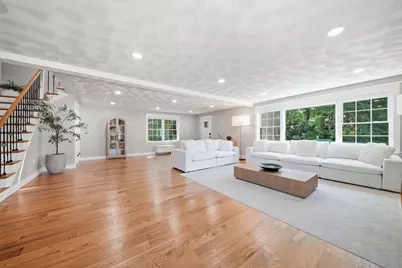 25 Margate Ave, Saugus, MA 01906 - Photo 6