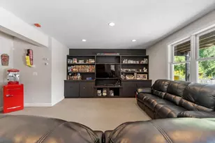 11 Francis Ave, Lunenburg, MA 01462 - Photo 32