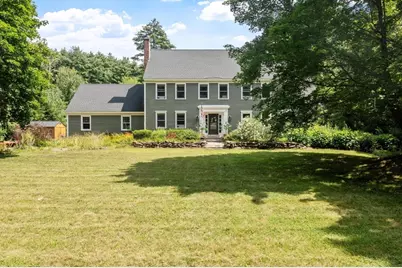 11 Francis Ave, Lunenburg, MA 01462 - Photo 2