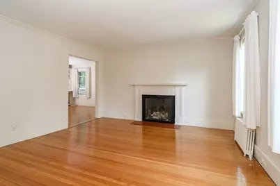 29 Cottage Street, Wellesley, MA 02482 - Photo 2
