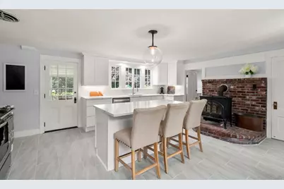 320 Western Avenue, Sherborn, MA 01770 - Photo 4