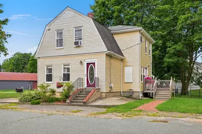 10 Sumner Ave, Middleborough, MA 02346 - Photo 2