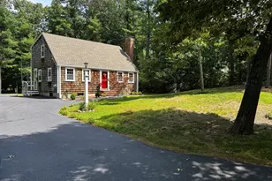 440 Plymouth St, Pembroke, MA 02359 - Photo 22