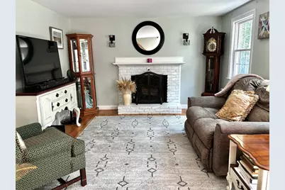 440 Plymouth St, Pembroke, MA 02359 - Photo 10
