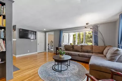 139 Harvard Rd, Littleton, MA 01460 - Photo 4