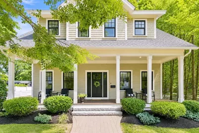 18 Moseley Ave, Newburyport, MA 01950 - Photo 1
