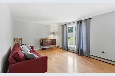 10 Scandinavia Ave, Worcester, MA 01603 - Photo 8