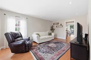 83 Lindbergh Blvd, Westfield, MA 01085 - Photo 4