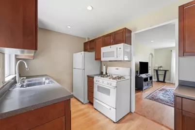 83 Lindbergh Blvd, Westfield, MA 01085 - Photo 8
