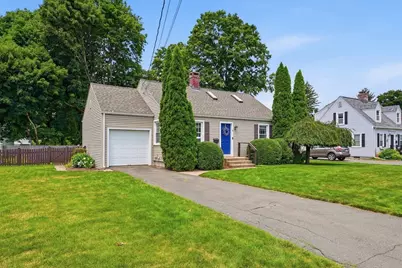 83 Lindbergh Blvd, Westfield, MA 01085 - Photo 2
