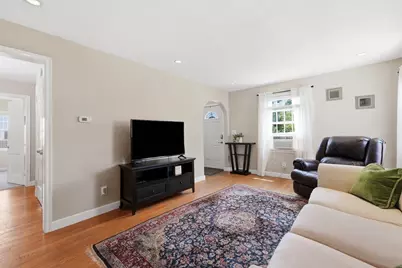 83 Lindbergh Blvd, Westfield, MA 01085 - Photo 6
