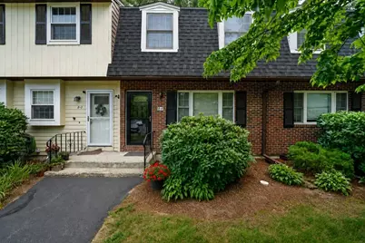 8 Treetop Lane #4, Kingston, MA 02364 - Photo 1