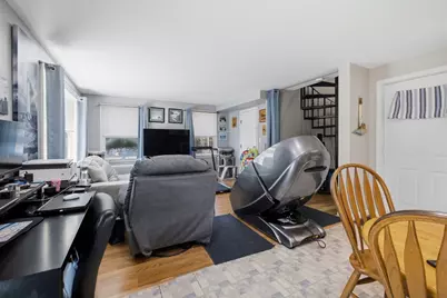 11 Gardner St #4, Salem, MA 01970 - Photo 8