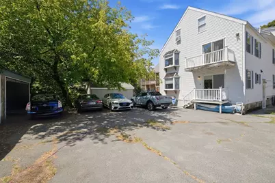 11 Gardner St #4, Salem, MA 01970 - Photo 4