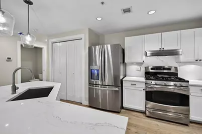 132 Chief Justice Cushing Hwy #214, Cohasset, MA 02025 - Photo 4