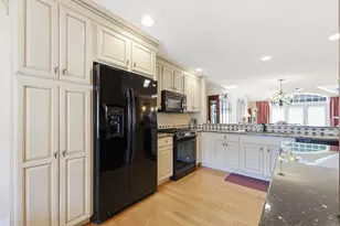 341 Pinehurst Dr, East Longmeadow, MA 01028 - Photo 6