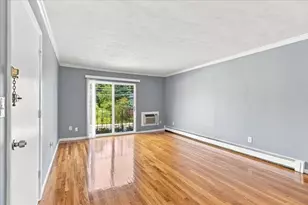 7 Endicott St, Norwood, MA 02062 - Photo 4